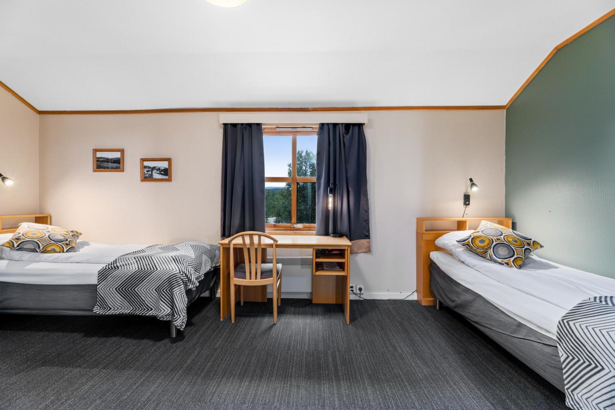 Lakselv Hotel Bagian luar foto
